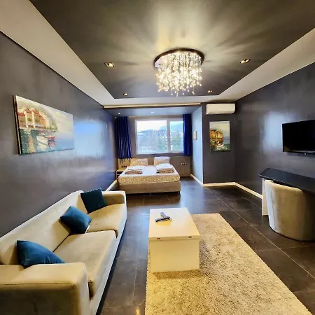 Joy Station Cozy Апартаменты *