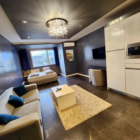 Апартаменты Joy Station Cozy София